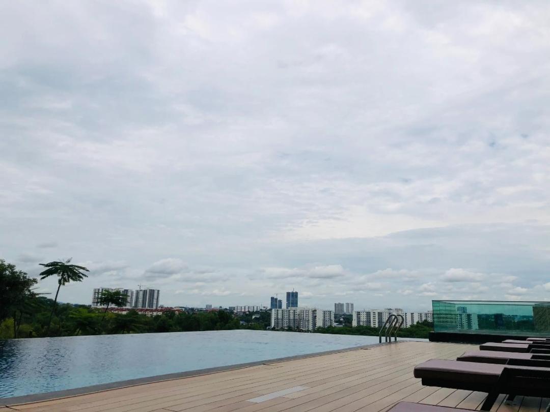 Southkey Mosaic By Antlerzone Lägenhet Johor Bahru Exteriör bild